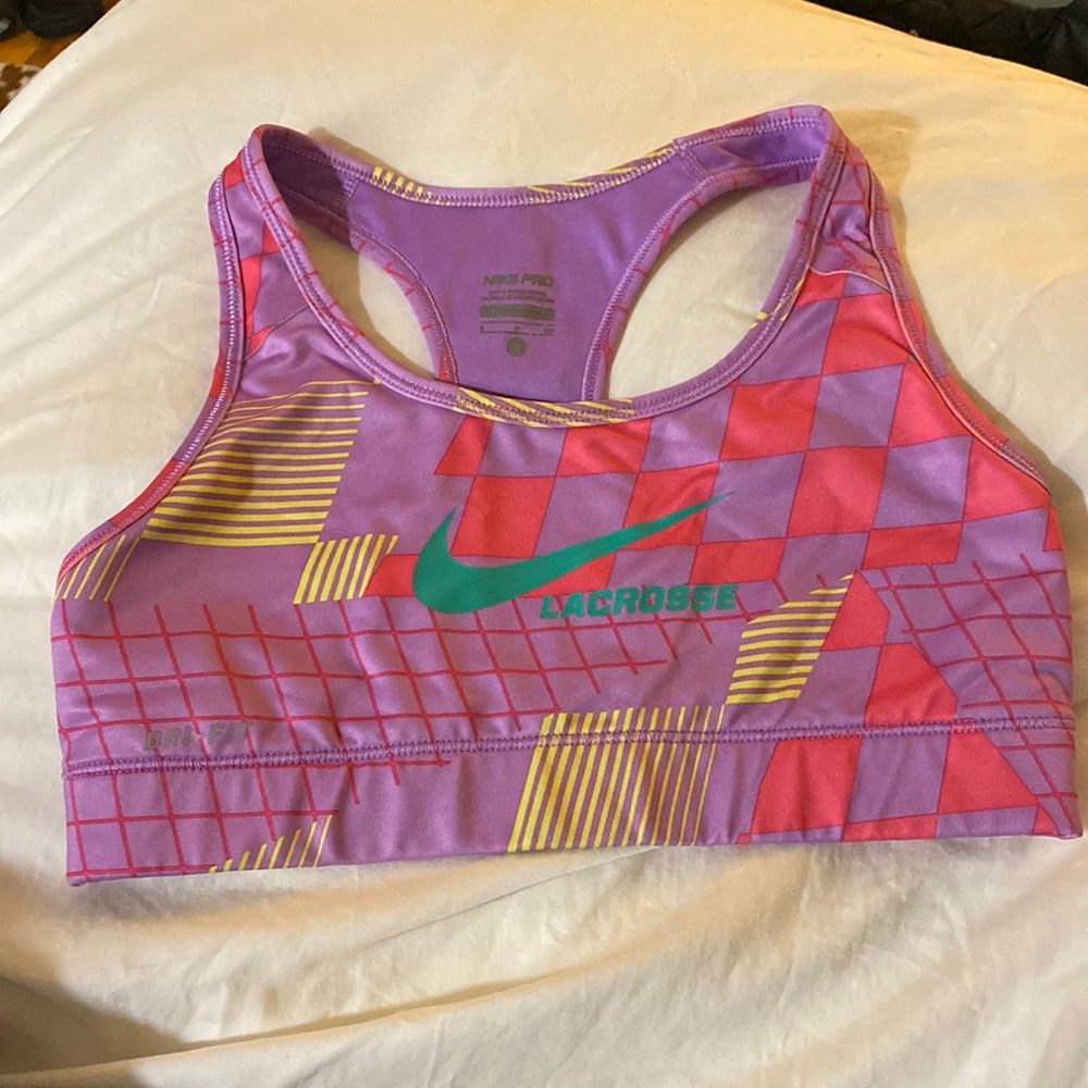 Nike pro sports bra